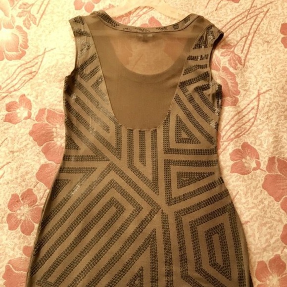 Sequin Express Dress - Picture 2 of 4